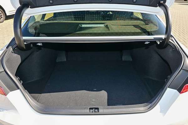 2024 Toyota Camry Ascent AXVH70R