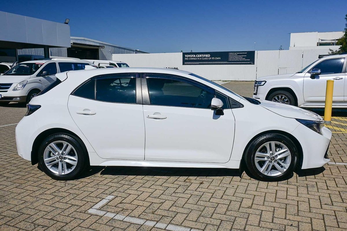 2021 Toyota Corolla Ascent Sport MZEA12R
