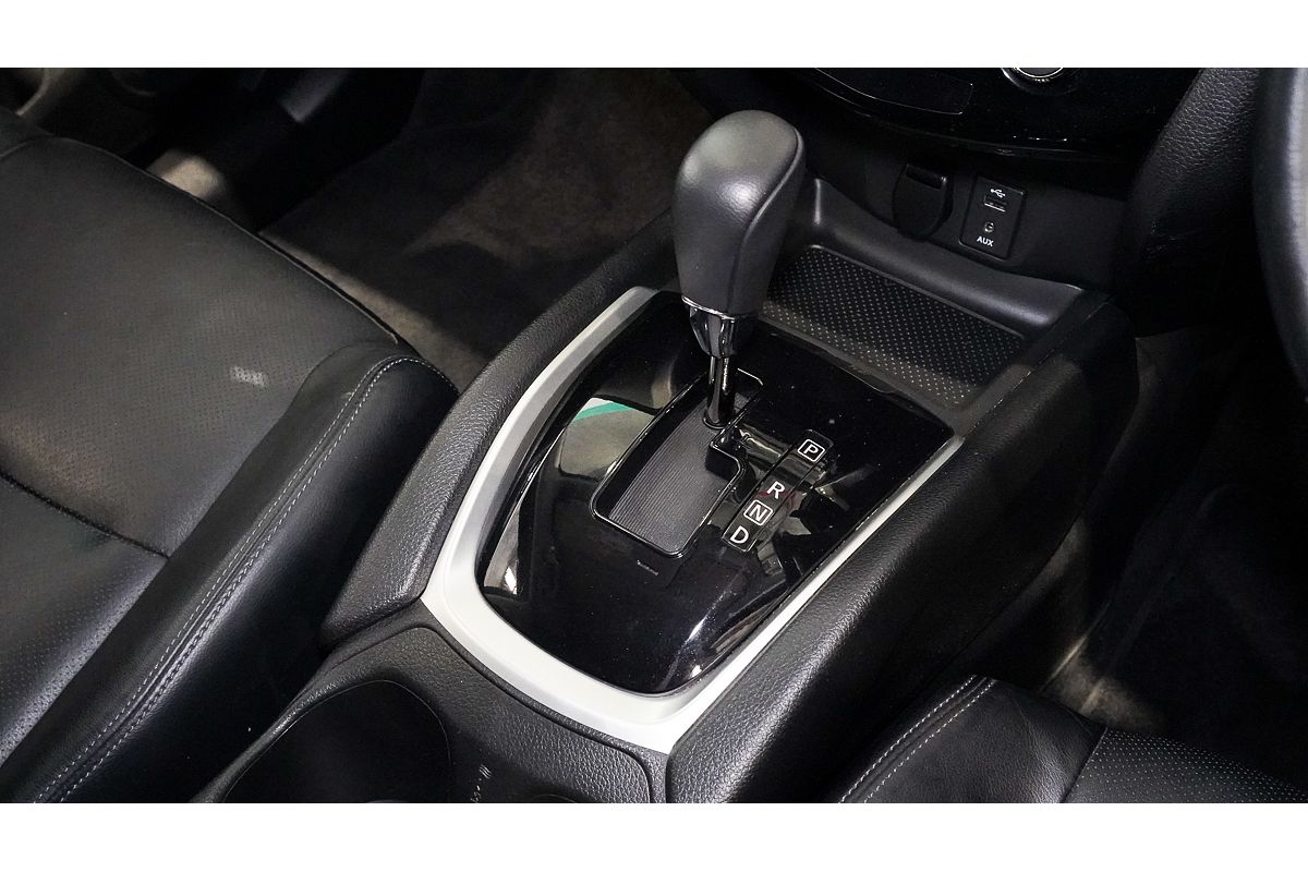 2014 Nissan X-TRAIL ST-L T32