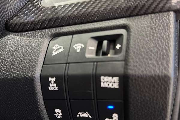 2016 Hyundai Santa Fe Highlander DM3 Series II