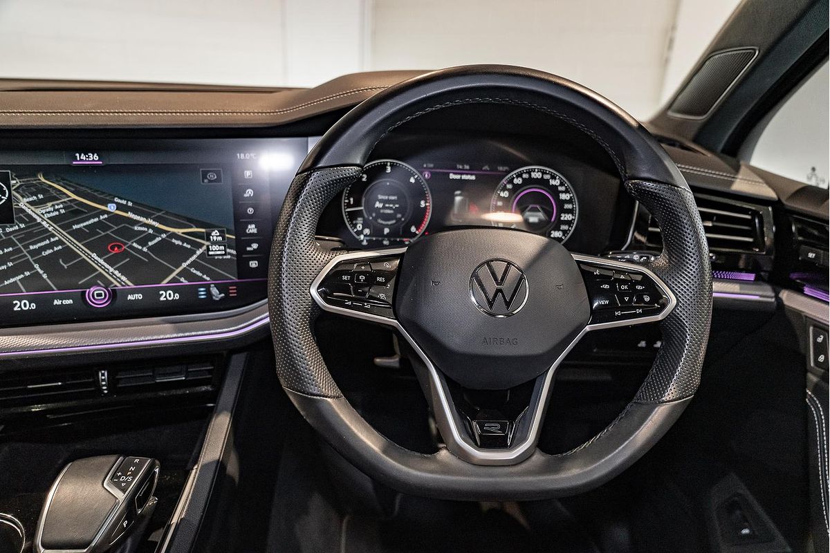 2022 Volkswagen Touareg 210TDI R-Line CR
