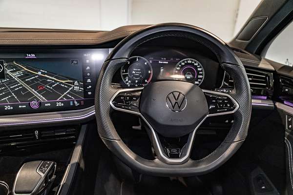 2022 Volkswagen Touareg 210TDI R-Line CR