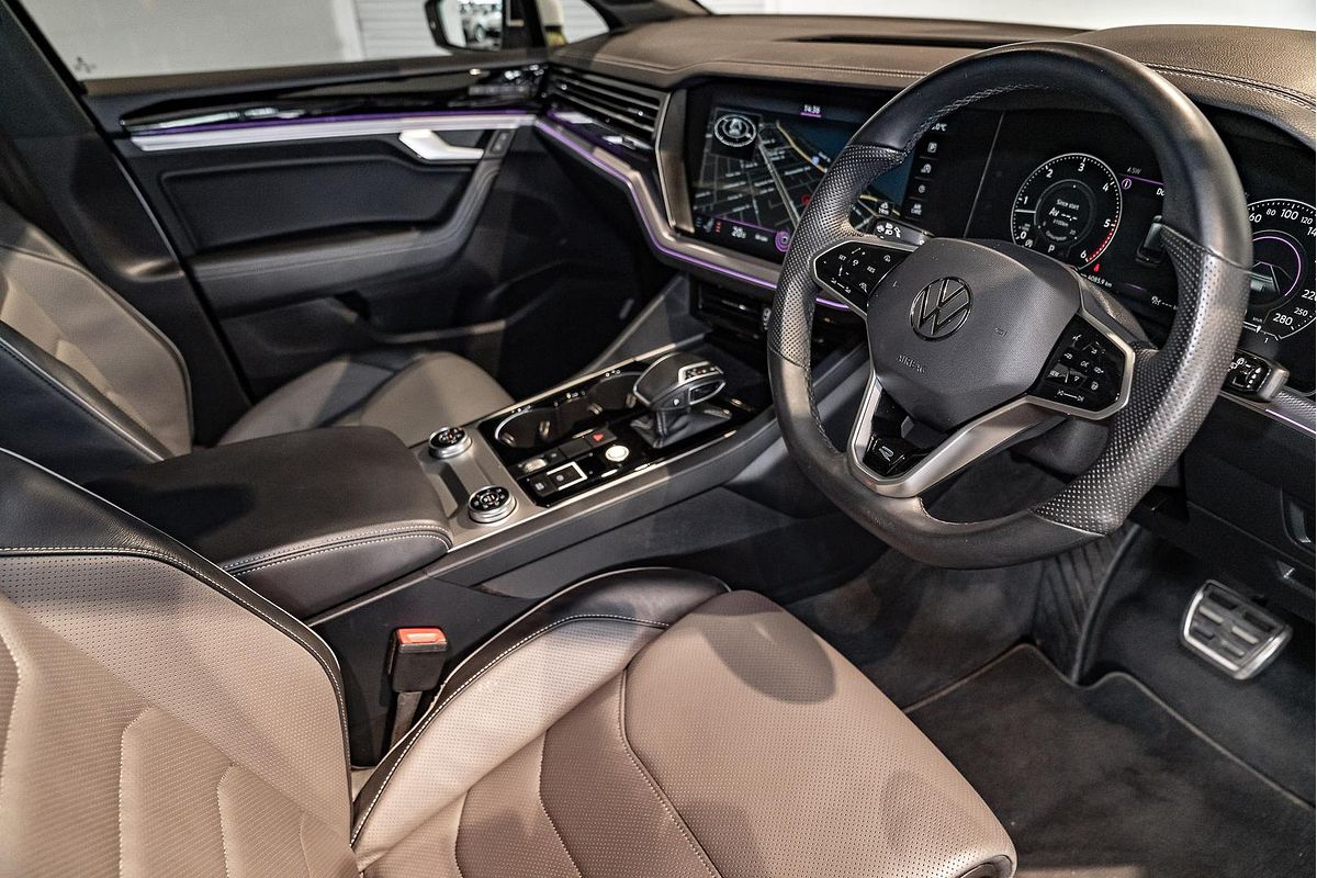 2022 Volkswagen Touareg 210TDI R-Line CR