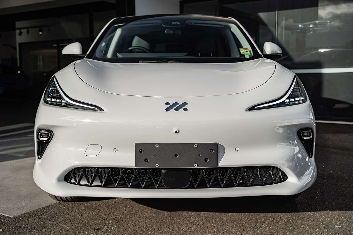 2025 MG IM6 Performance S12L