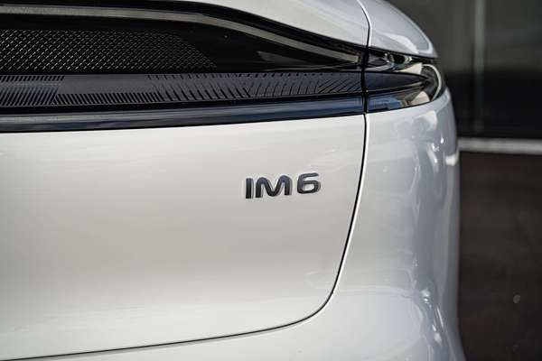 2025 MG IM6 Performance S12L