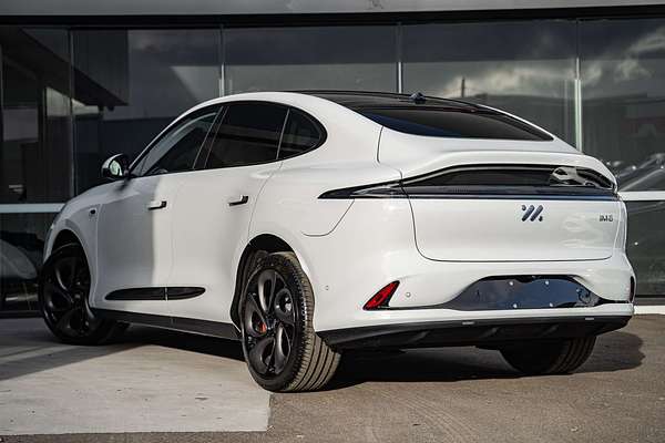 2025 MG IM6 Performance S12L