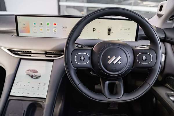 2025 MG IM6 Performance S12L