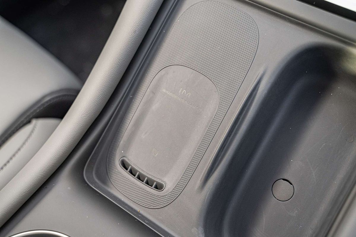 2025 MG IM6 Performance S12L