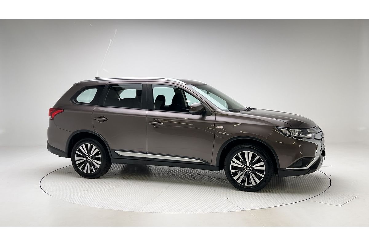 2018 Mitsubishi Outlander ES ZL