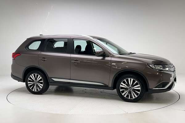 2018 Mitsubishi Outlander ES ZL