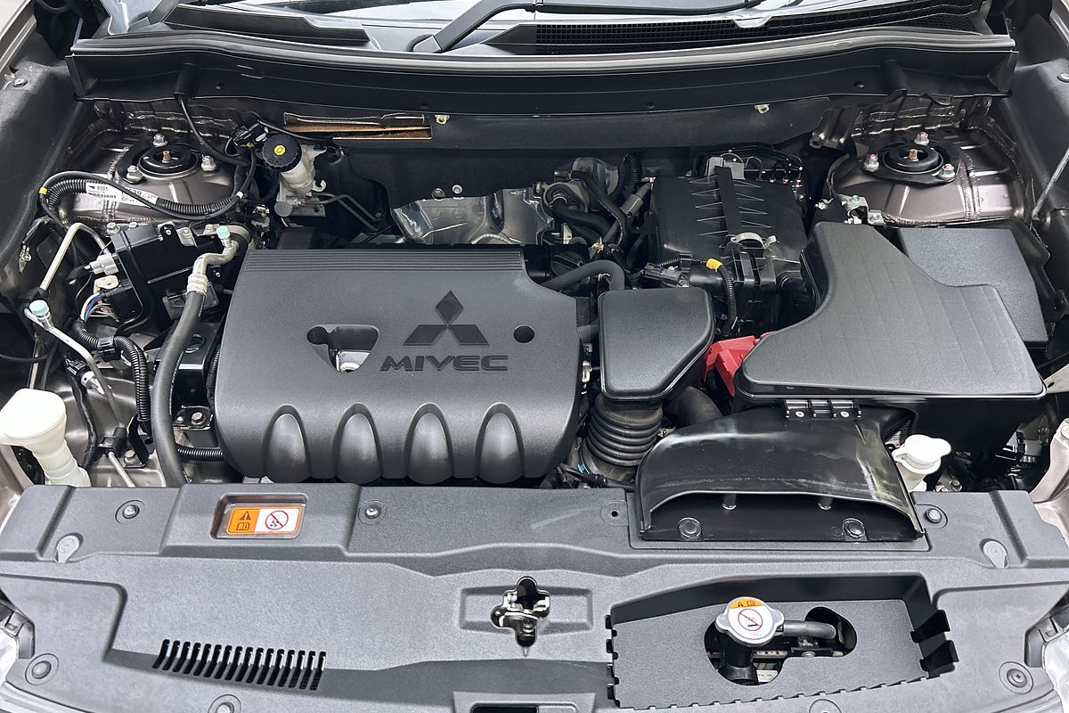 2018 Mitsubishi Outlander ES ZL