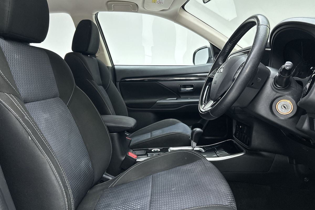 2018 Mitsubishi Outlander ES ZL