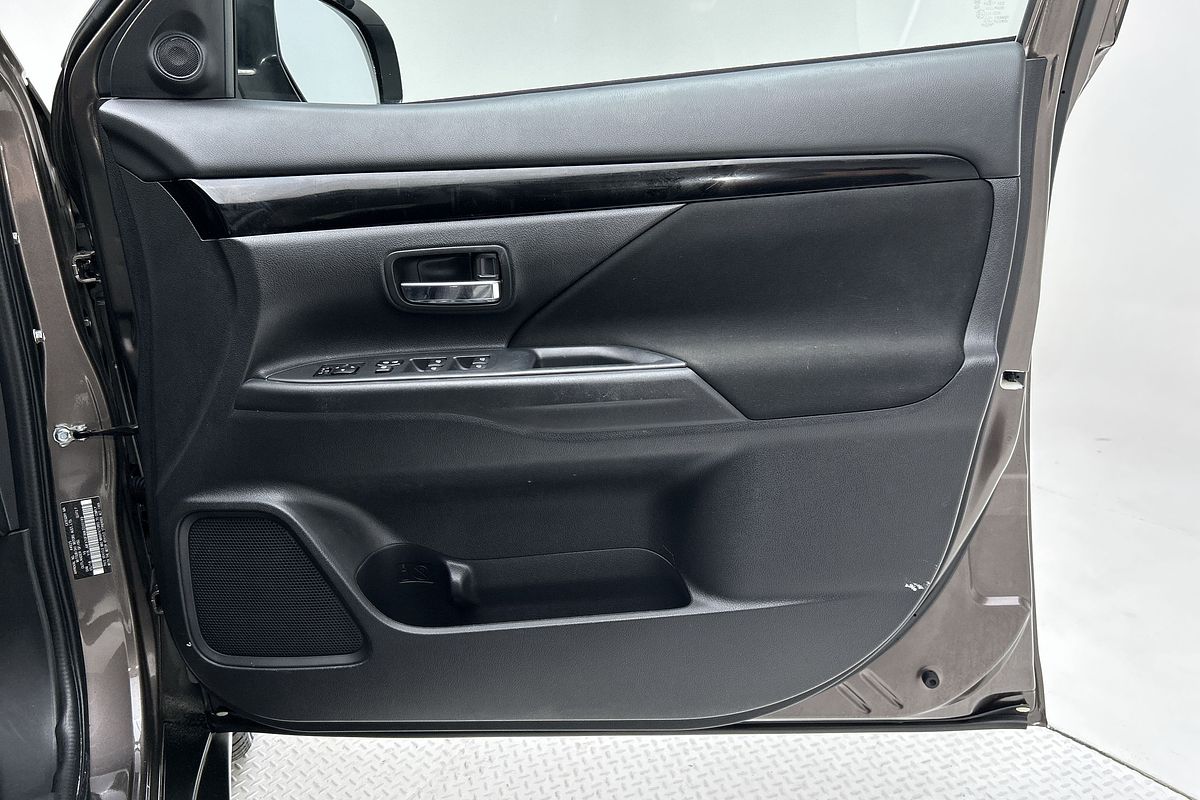 2018 Mitsubishi Outlander ES ZL