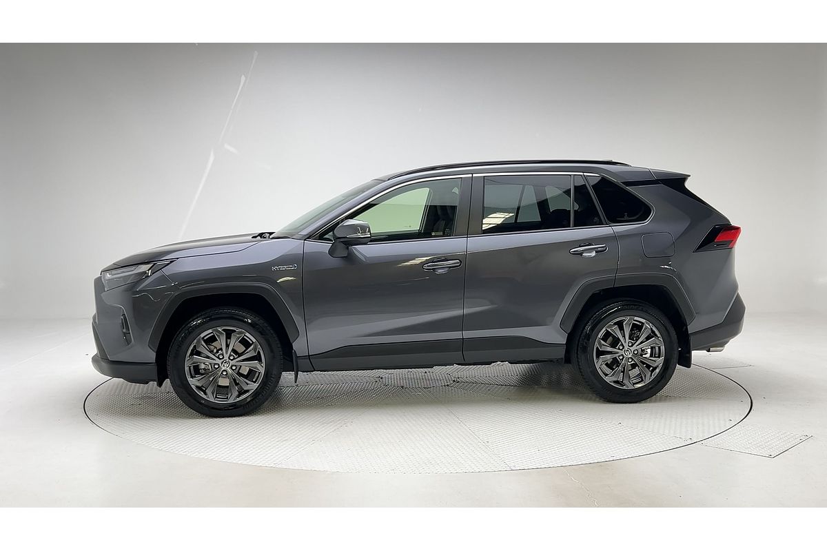 2024 Toyota RAV4 GXL AXAH54R