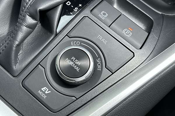 2024 Toyota RAV4 GXL AXAH54R