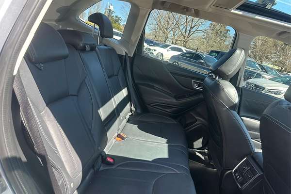 2019 Subaru Forester 2.5i-S S5