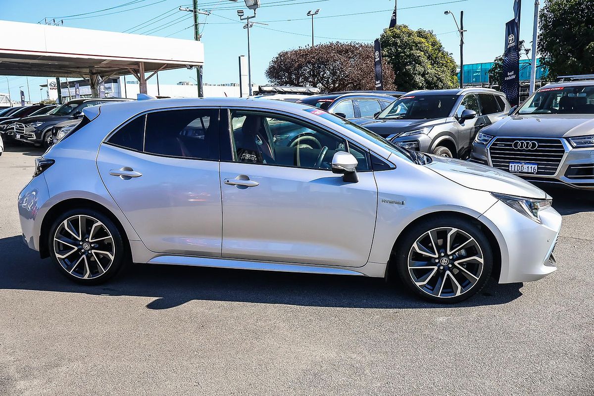 2021 Toyota Corolla ZR Hybrid ZWE211R