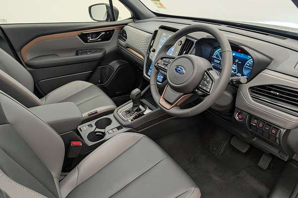 2025 Subaru Forester Hybrid Sport S6