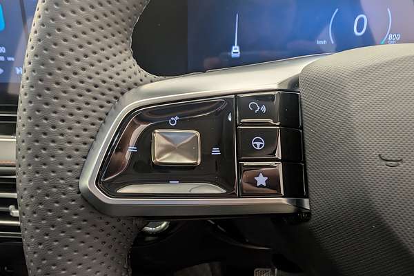 2025 MG HS Excite AS33