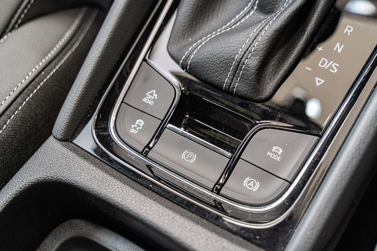 2025 SKODA Karoq 140TSI Sportline NU