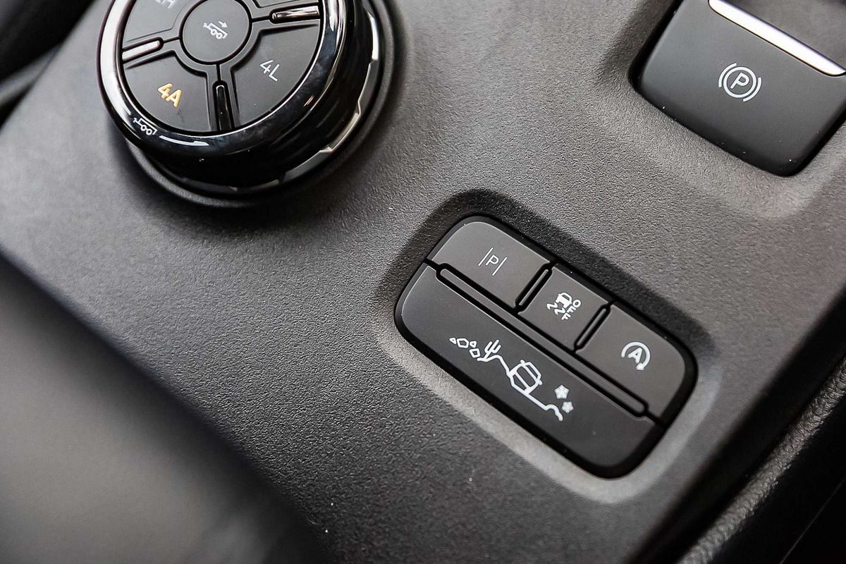2025 Ford Everest Trend 2.0L
