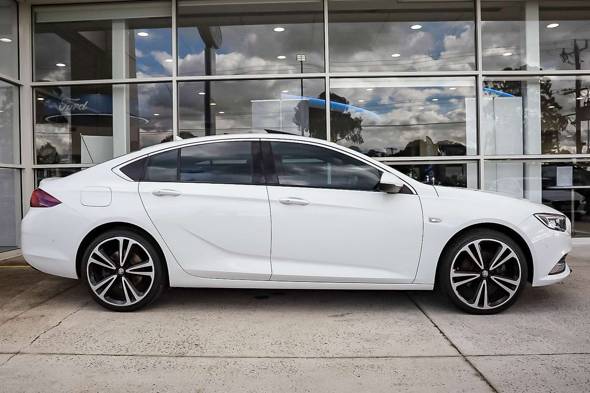 2020 Holden Calais V ZB