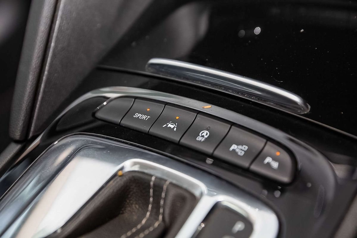 2020 Holden Calais V ZB