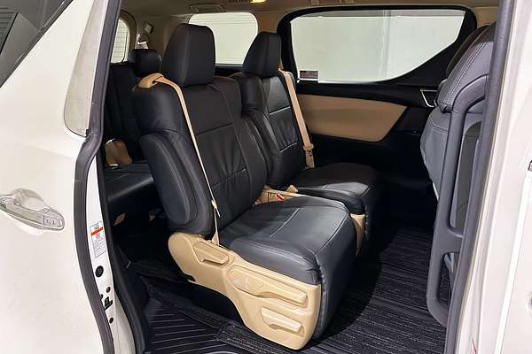 2020 Toyota Alphard Hybrid X AYH30W