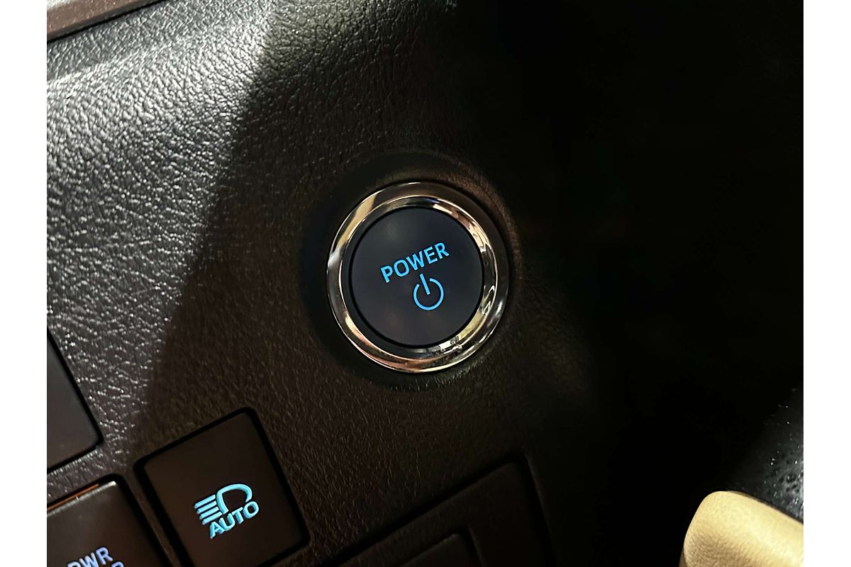 2020 Toyota Alphard Hybrid X AYH30W