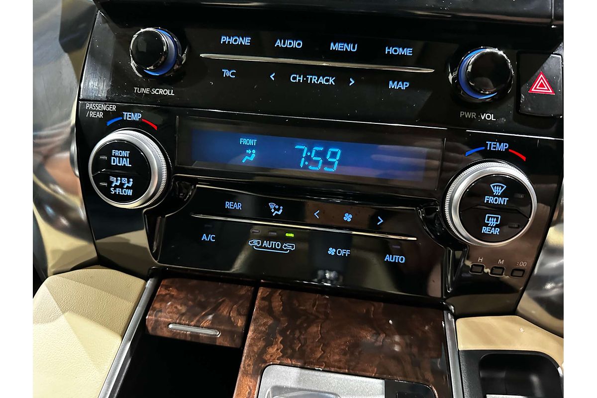 2020 Toyota Alphard Hybrid X AYH30W