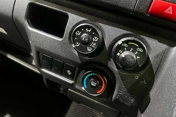 2020 Toyota Hiace GDH201K