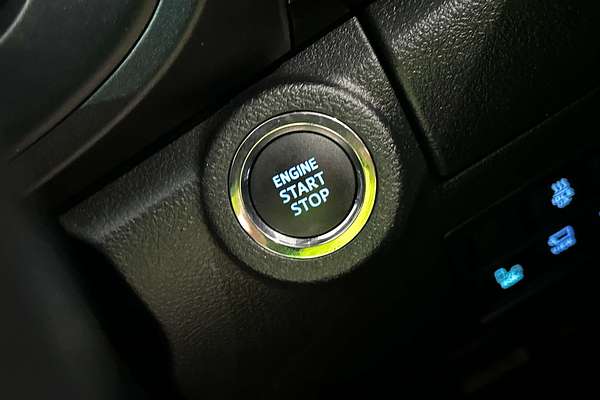 2024 Toyota Hilux Rogue 48V GUN126R 4X4