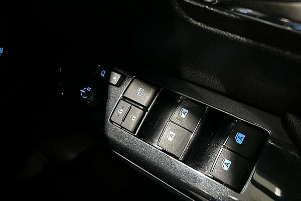 2024 Toyota Hilux Rogue 48V GUN126R 4X4