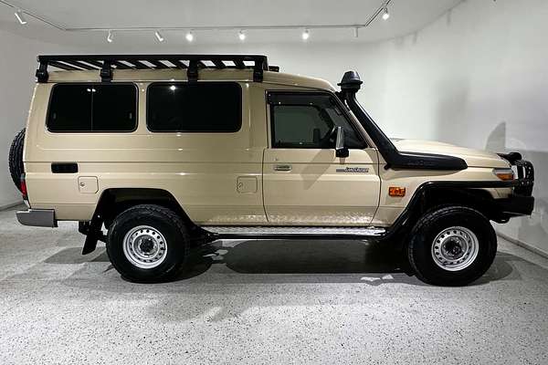 2023 Toyota Landcruiser GXL Troopcarrier VDJ78R