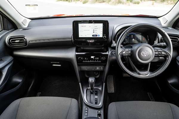2024 Toyota Yaris Cross GX