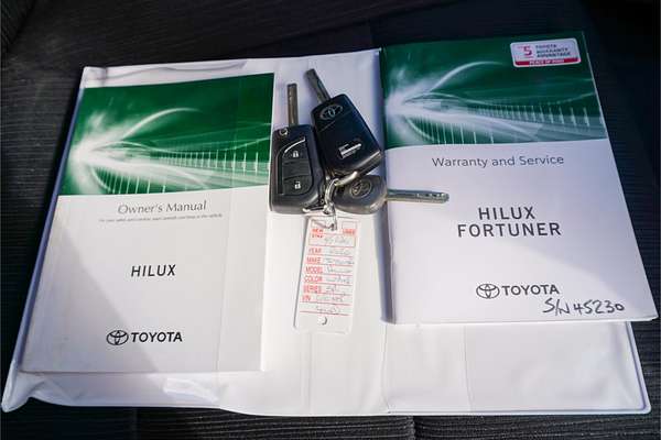 2020 Toyota Hilux SR GUN126R 4X4