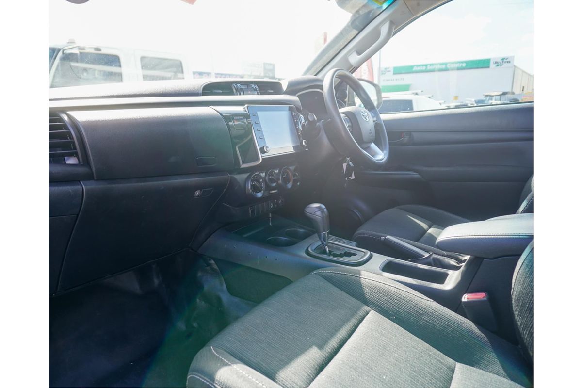 2020 Toyota Hilux SR GUN126R 4X4