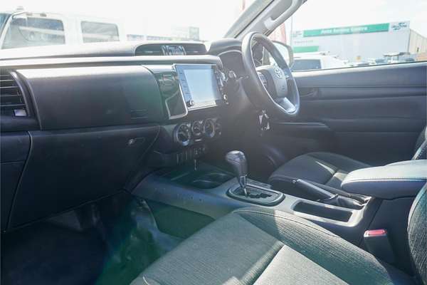 2020 Toyota Hilux SR GUN126R 4X4
