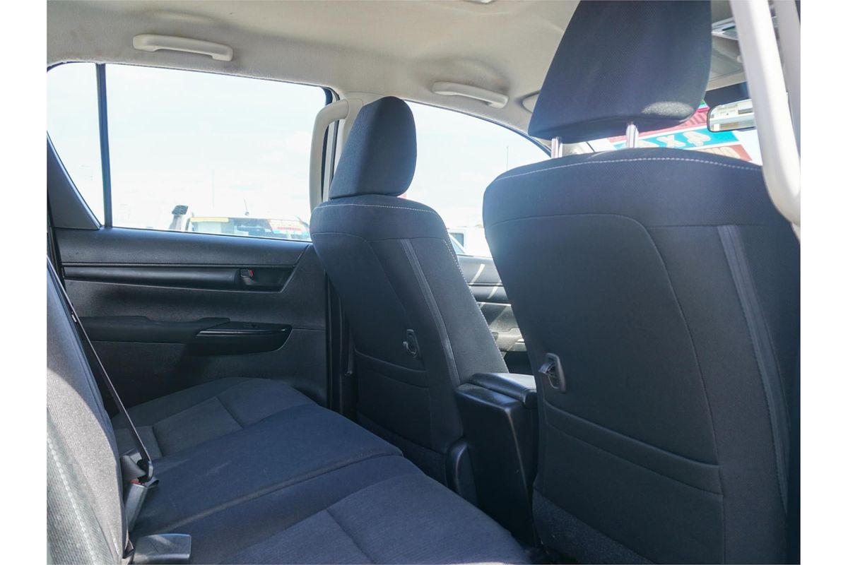 2020 Toyota Hilux SR GUN126R 4X4