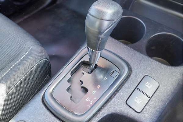 2020 Toyota Hilux SR GUN126R 4X4