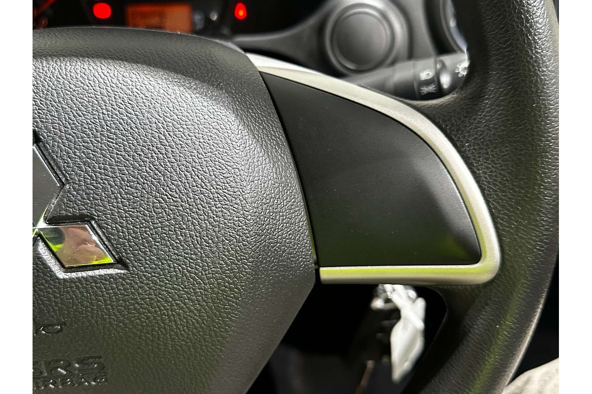 2021 Mitsubishi Mirage ES LB