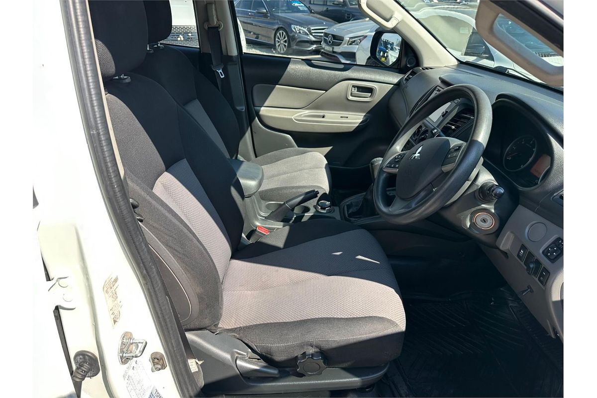 2016 Mitsubishi Triton GLX+ MQ 4X4