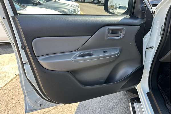 2016 Mitsubishi Triton GLX+ MQ 4X4