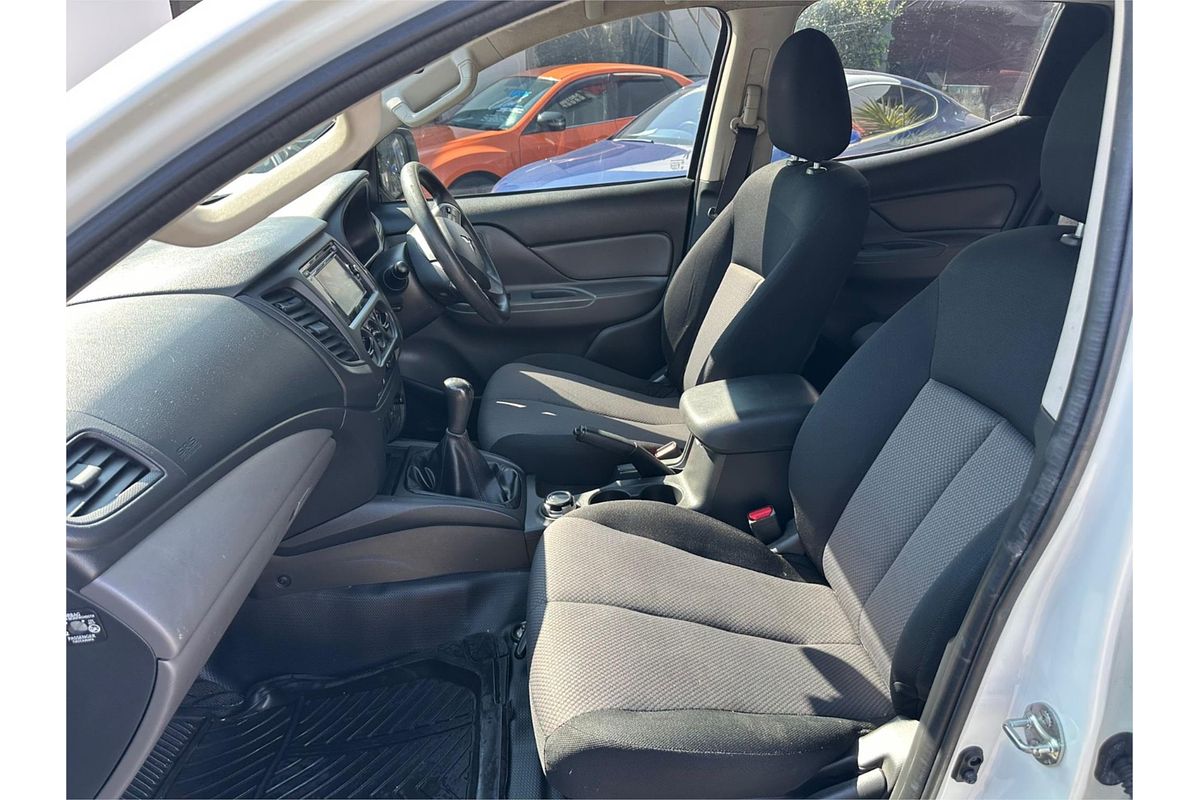 2016 Mitsubishi Triton GLX+ MQ 4X4