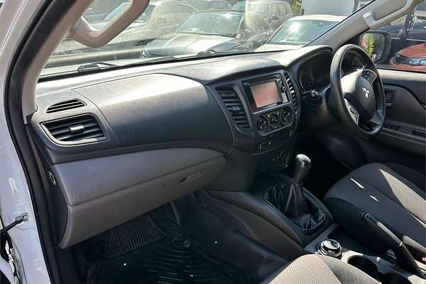2016 Mitsubishi Triton GLX+ MQ 4X4