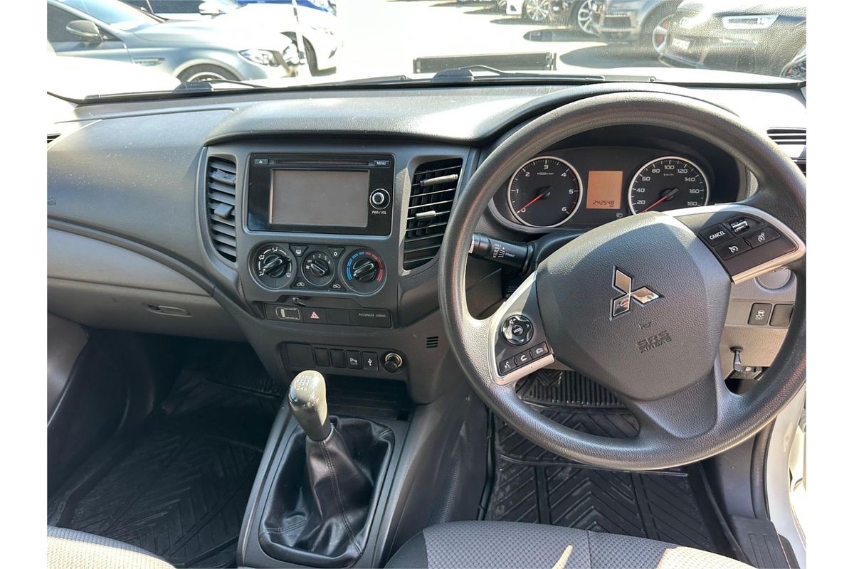 2016 Mitsubishi Triton GLX+ MQ 4X4
