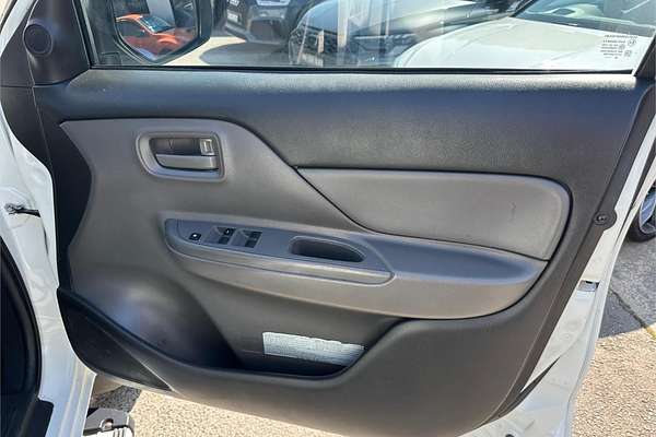 2016 Mitsubishi Triton GLX+ MQ 4X4