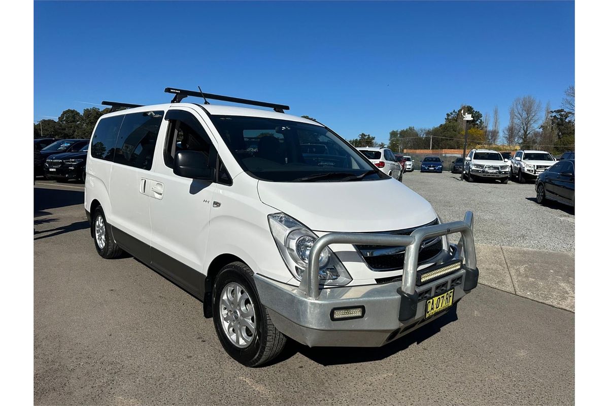 2014 Hyundai iMax TQ-W