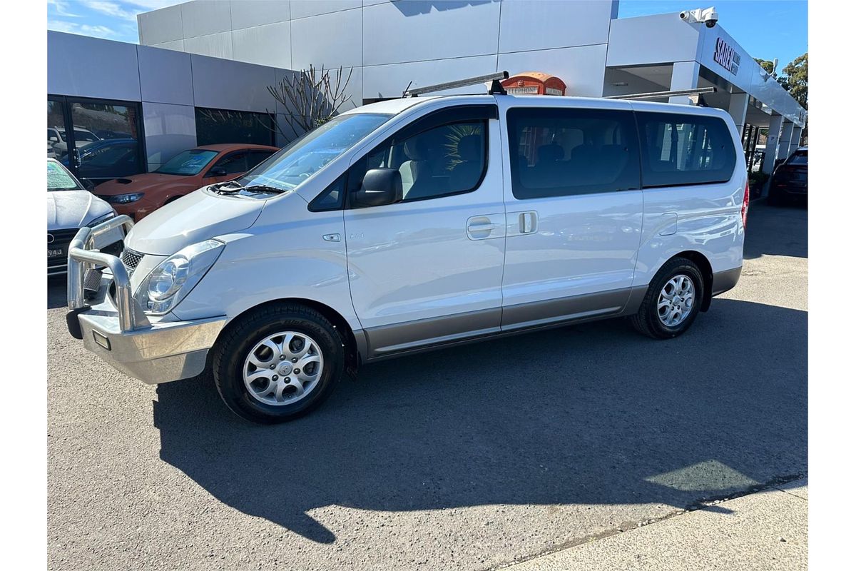 2014 Hyundai iMax TQ-W