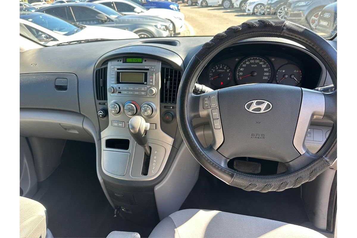 2014 Hyundai iMax TQ-W